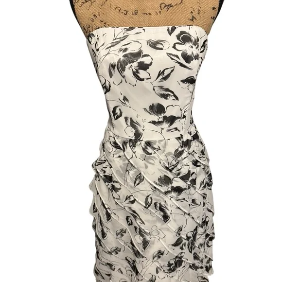 White House Black Market Strapless Black and White Dress - Picture 1 of 5